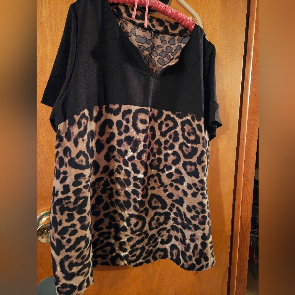 🐆 print short sleeve blouse